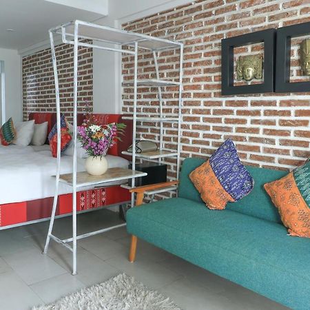 Base Guest House Canggu  Ngoại thất bức ảnh